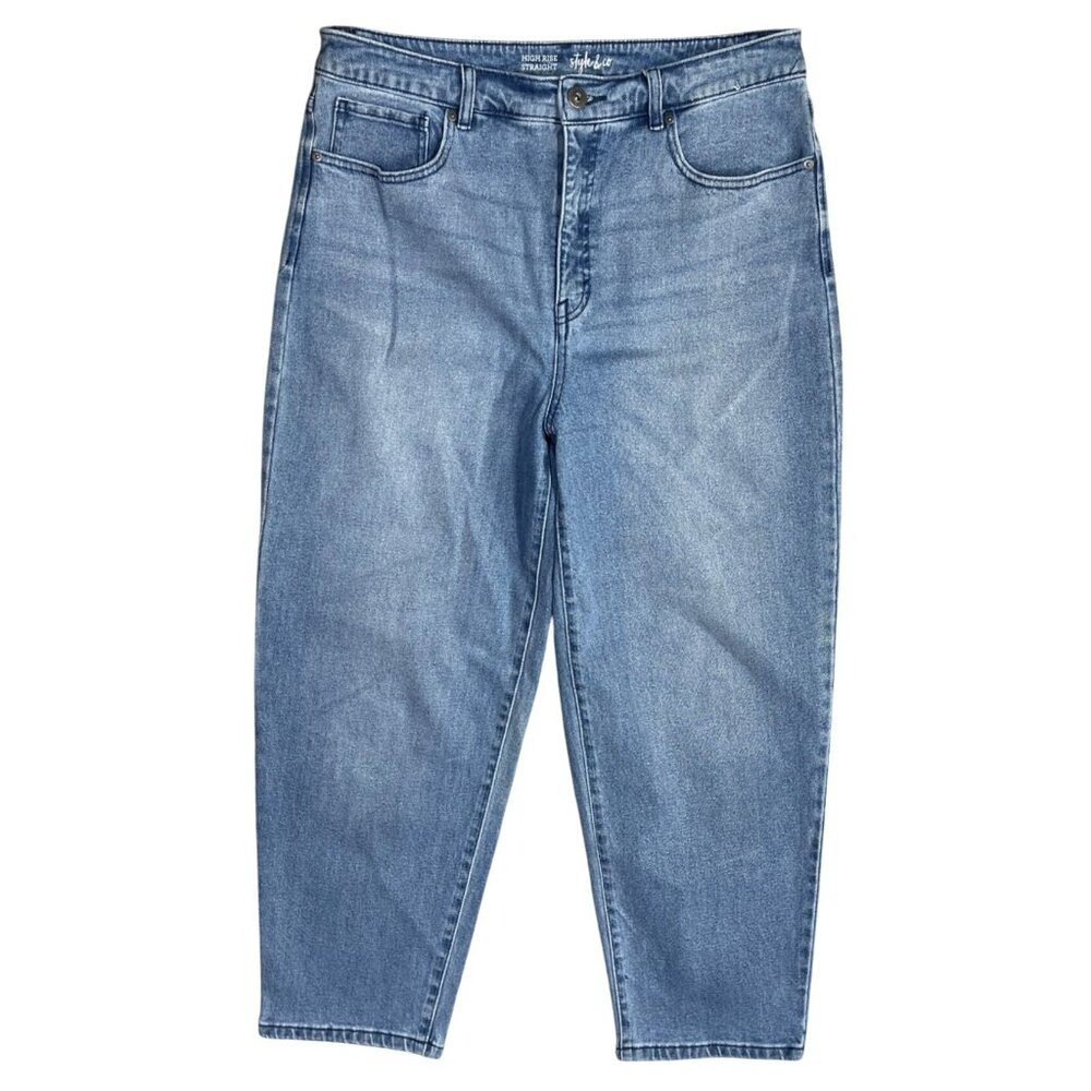 Style & Co High Rise Straight Jeans Light Wash Size 14 Fading Cotton Stretch